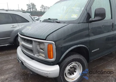 2002 Chevrolet Express from USA, damaged, VIN 1GCHG39R521169042